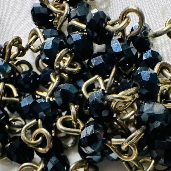 DAZZLING VINTAGE-INSPIRED LONG NECKLACE WITH CRYSTAL-ENCRUSTED PENDANT - Picture 9 of 17